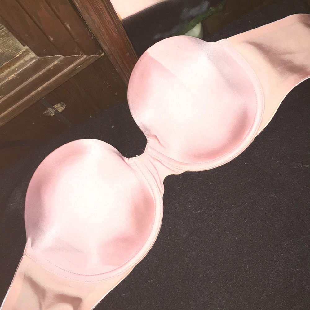 Victoria’s Secret Strapless Bra